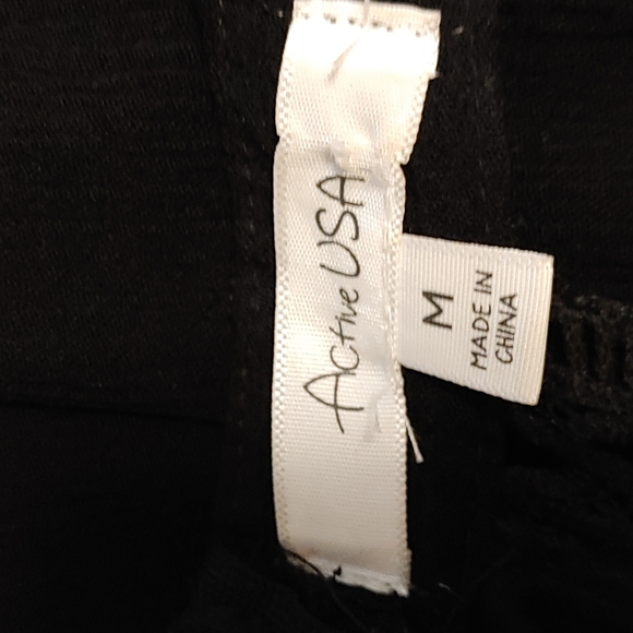 Active USA Black Romper Size Medium - Picture 9 of 16